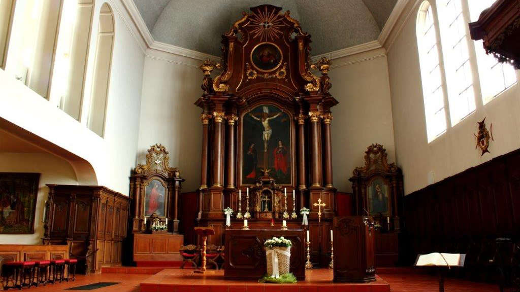 Foto des Altahrraums Kirche St. Nikolaus
